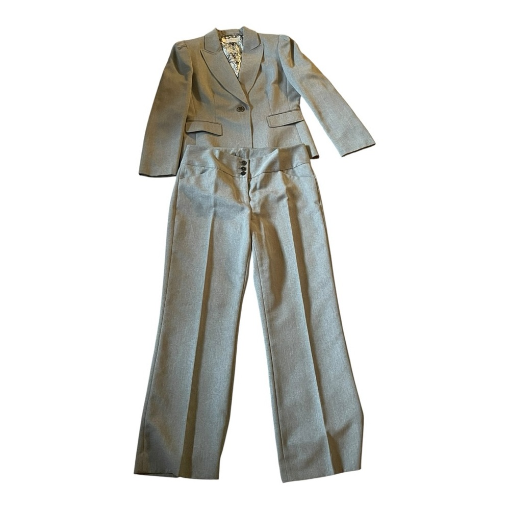 Tahari Women's Gray Pantsuit - Picture 4 of 11